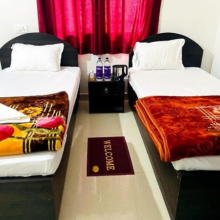 Gaurav Guest House Бодх-Гая Экстерьер фото