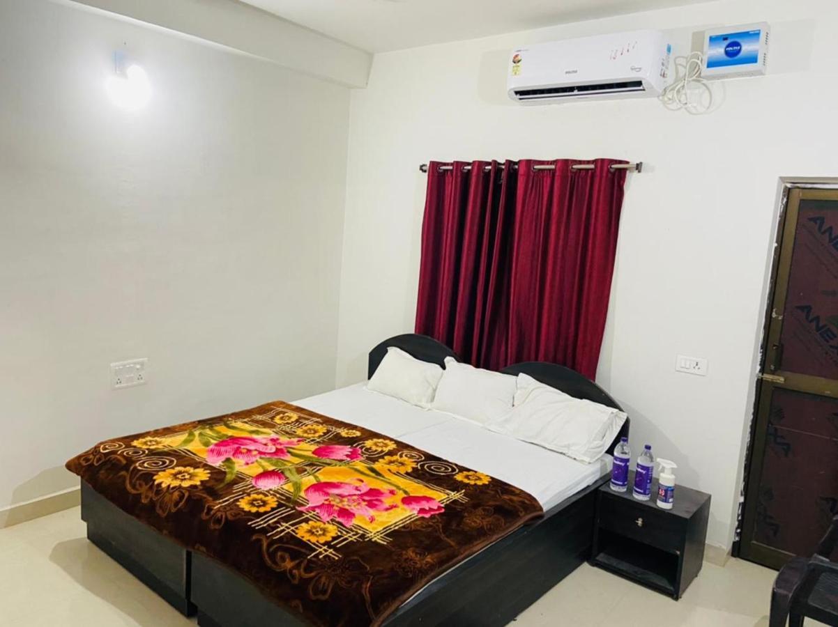 Gaurav Guest House Бодх-Гая Экстерьер фото