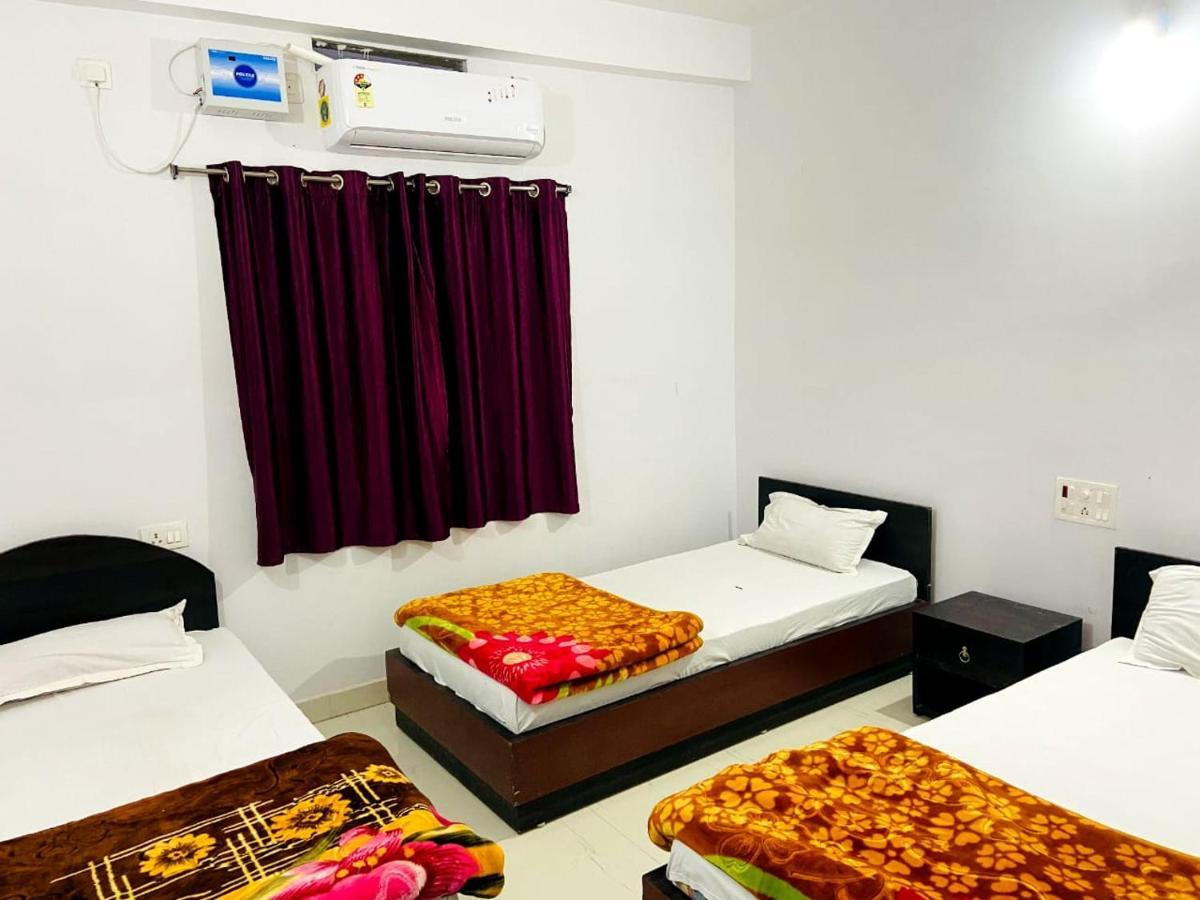 Gaurav Guest House Бодх-Гая Экстерьер фото