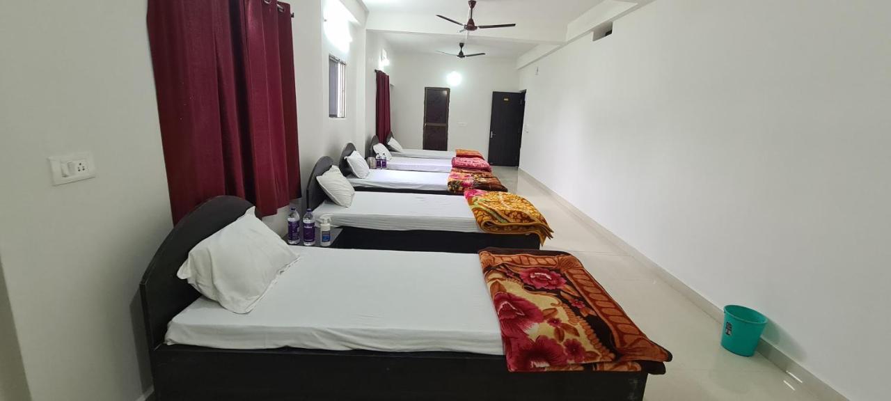 Gaurav Guest House Бодх-Гая Экстерьер фото