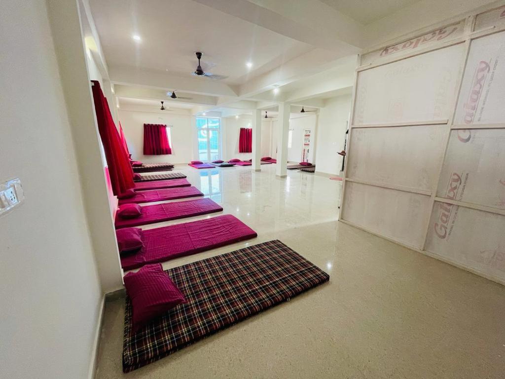 Gaurav Guest House Бодх-Гая Экстерьер фото